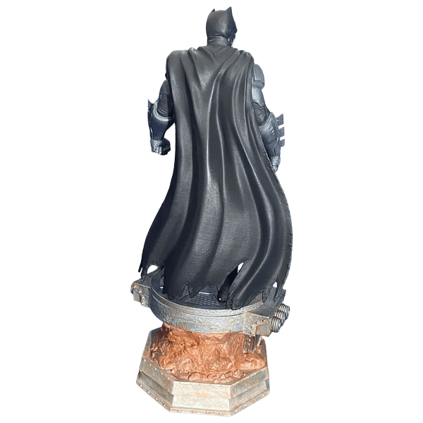 Escultura Batman Dark Knight com 35 ou 17,5 cm - Image 4